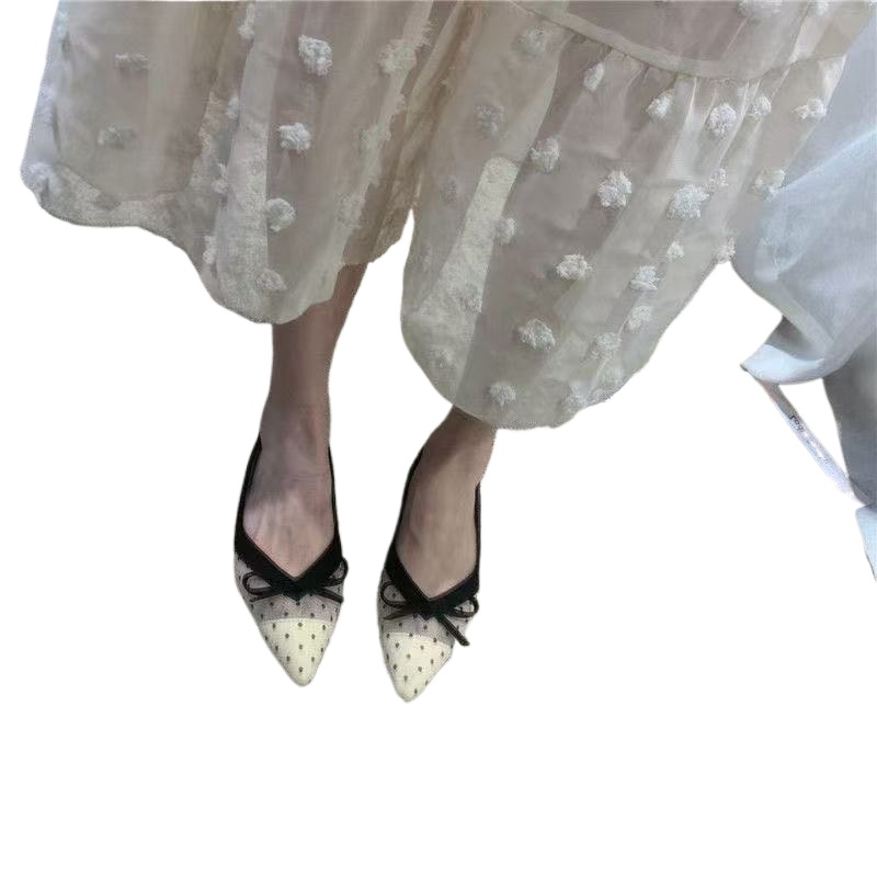 Women Shoes Heels - รองเท้าผู้หญิงลำลองแบบสวม รุ่นใหม่ประจำฤดูร้อนปี 2026 ลายจุด ผ้าตาข่าย ปลายแหลม