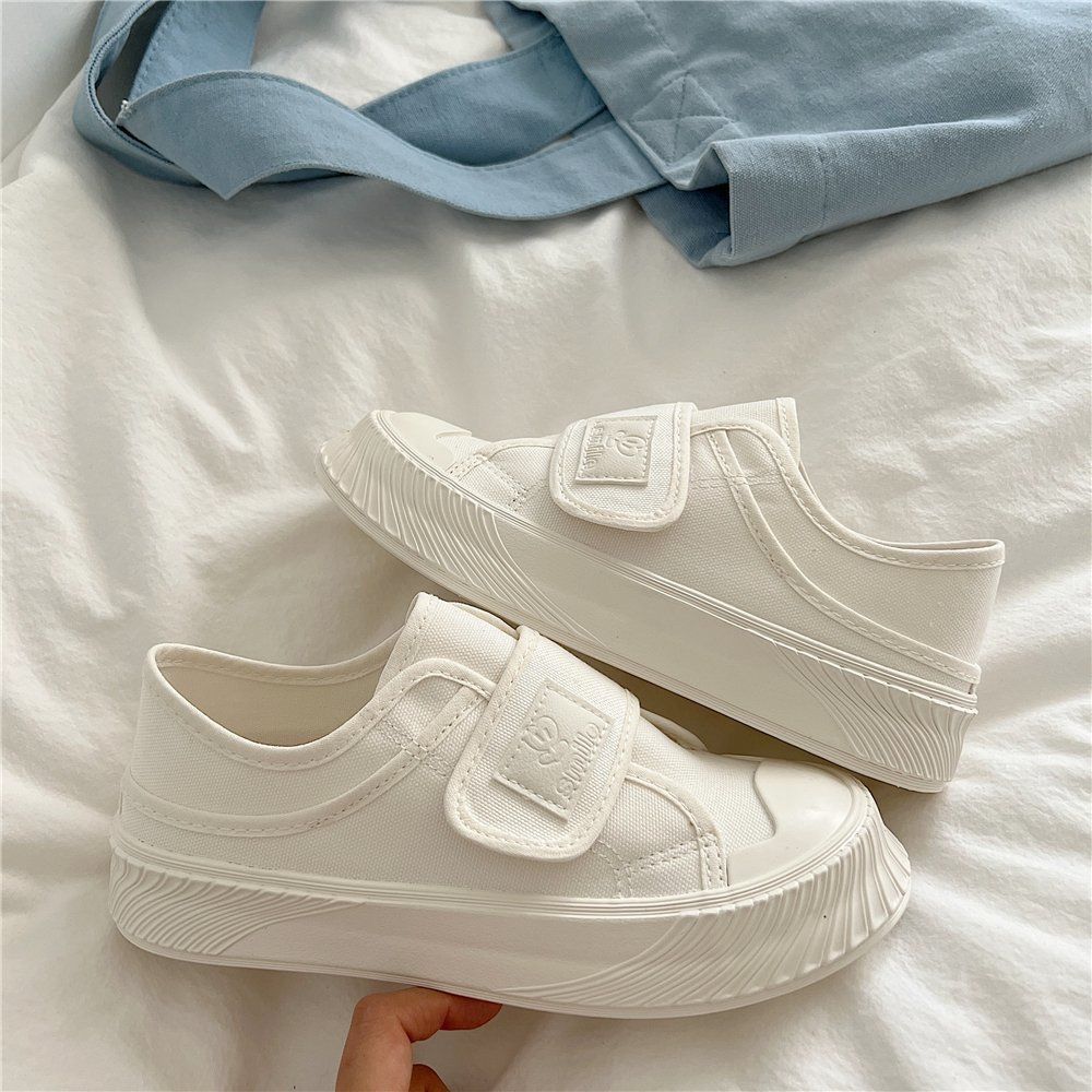 Women Shoes Must Have - รองเท้าผ้าใบสีขาวตาข่ายระบายอากาศ ดีไซน์แบบสวมครึ่งเท้า ติดแถบเวลโคร ใช้ได้สองแบบ สำหรับผู้หญิง ต้องมีในช่วงฤดูร้อน