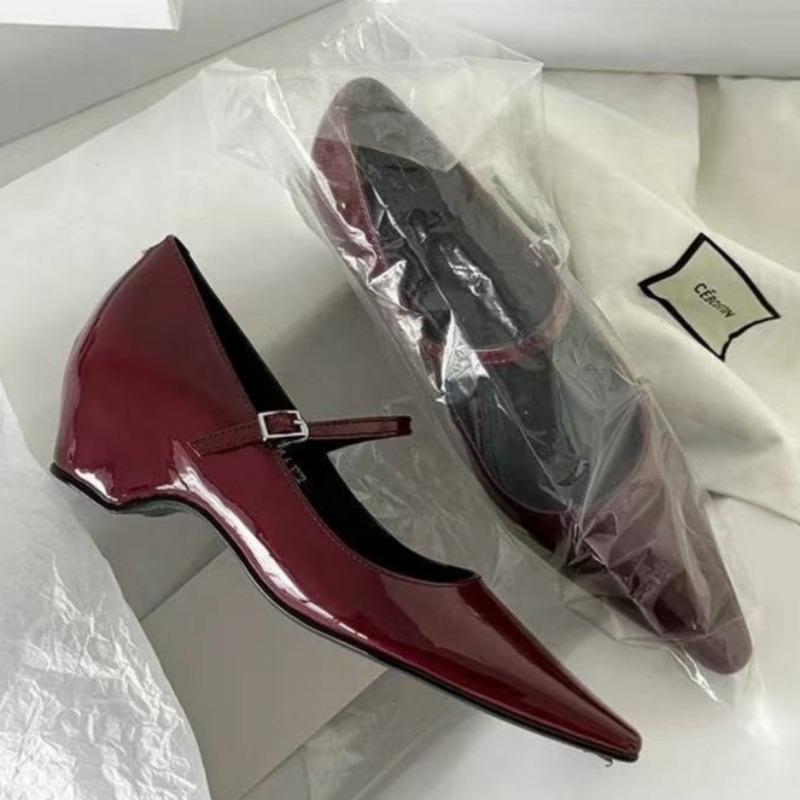 รองเท้าส้นเตารีดแบบแมรี่เจน ดี - Women Shoes Heels บทวิจารณ์และราคา