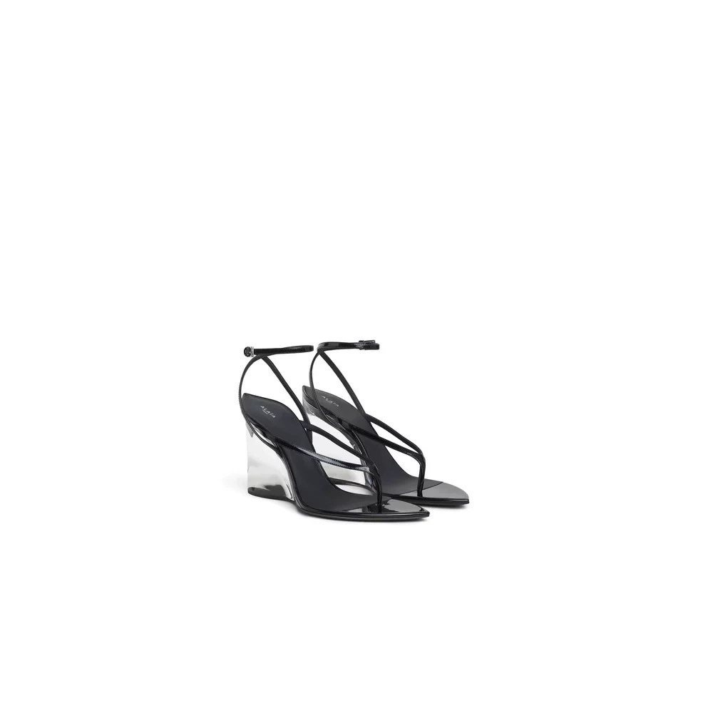 รองเท้าส้นเตารีดแบบใสหนังแก้วส - Clear Strap Heel บทวิจารณ์และราคา