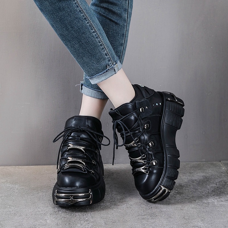 Edgy Fashion ต้องมี! Heavy Met - Women Shoes Must Have บทวิจารณ์และราคา