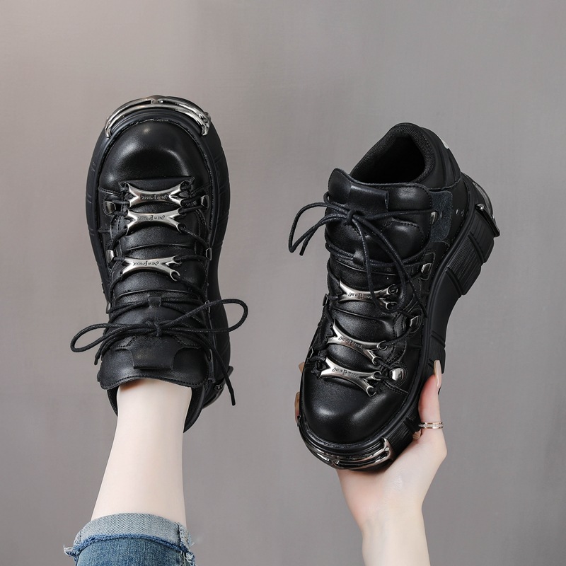 Edgy Fashion ต้องมี! Heavy Met - Women Shoes Must Have บทวิจารณ์และราคา