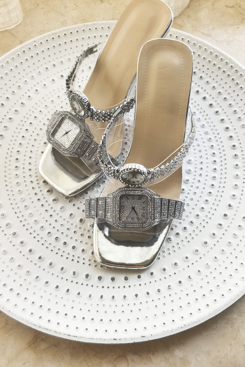 รองเท้าส้นสูงคริสตัลดีไซน์ดั้ง - Clear Strap Heel บทวิจารณ์และราคา