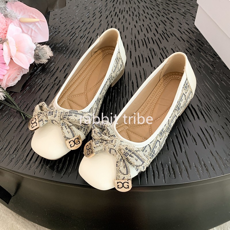 รองเท้าส้นเตี้ยแบบสวมสบายสไตล์ - Women Shoes Heels บทวิจารณ์และราคา