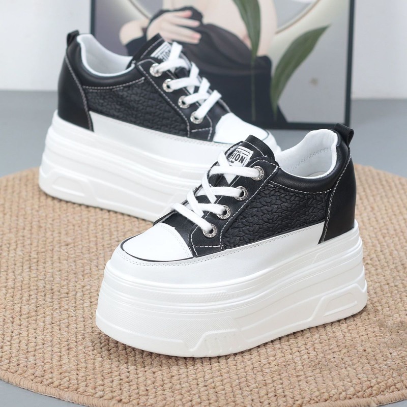 รองเท้าผ้าใบส้นเตารีดแบบหนา รุ - Wedge Heeled Sneaker บทวิจารณ์และราคา