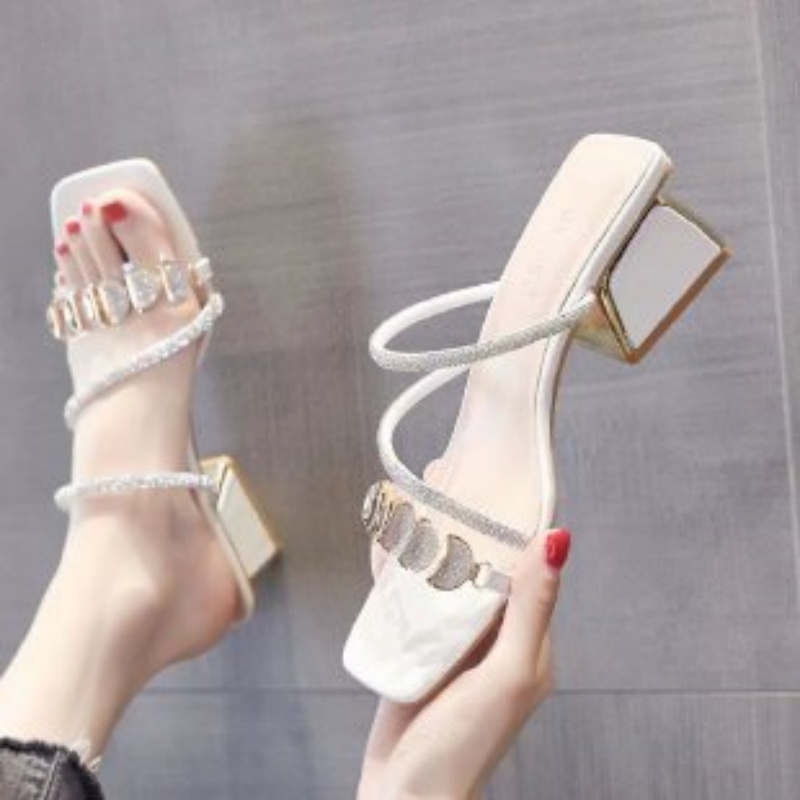 รองเท้าแตะรัดส้นแบบใสประดับเพช - Clear Strap Heel บทวิจารณ์และราคา